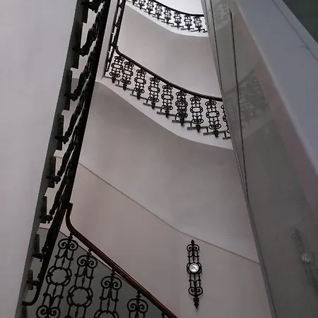 Miranda Nel Cuore Del Vomero Appartement