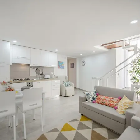 Apartamento Miranda Nel Cuore Del Vomero *